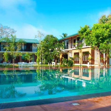 Gamodh Citadel Resort Anuradhapura Exterior foto