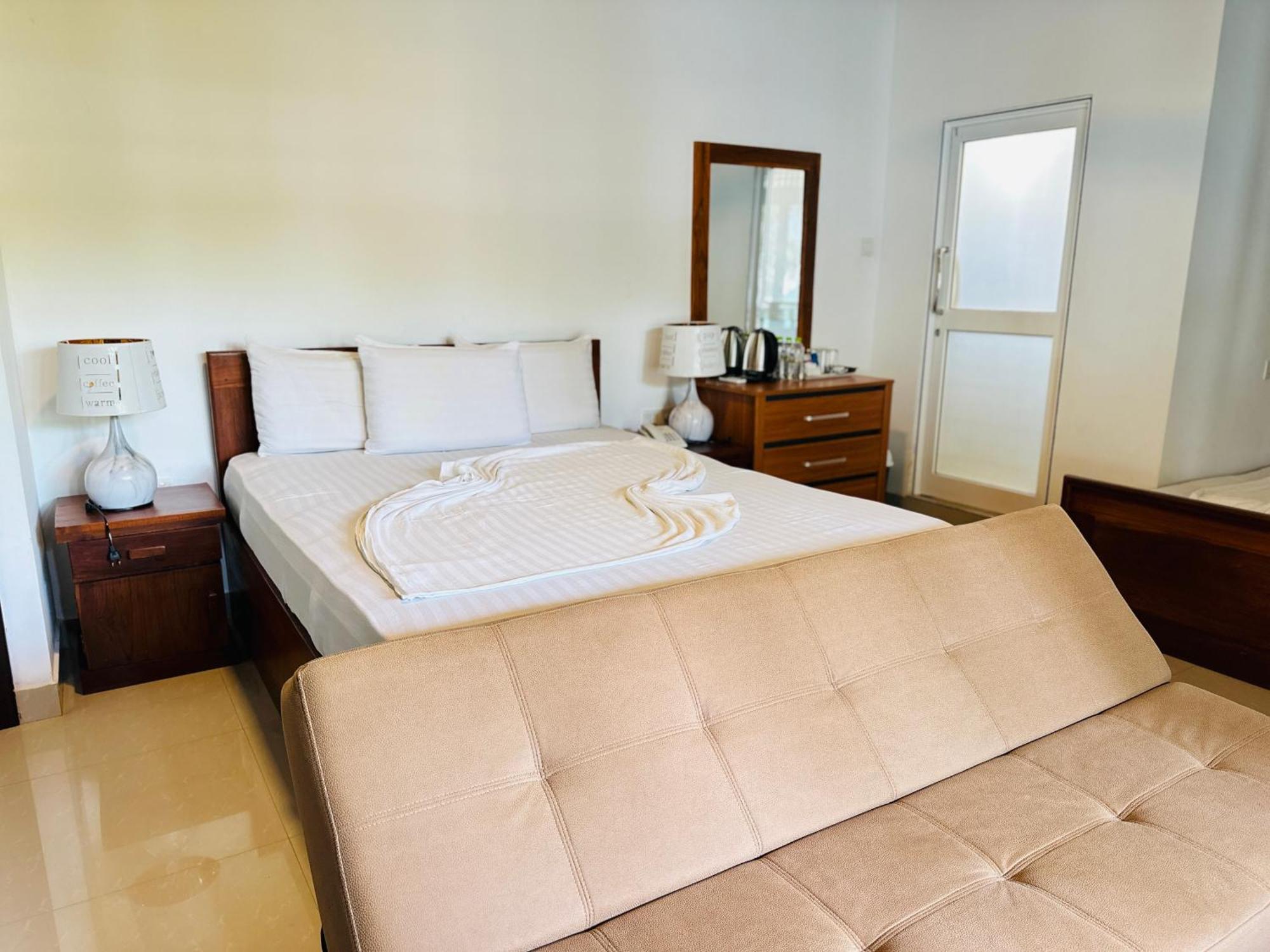 Gamodh Citadel Resort Anuradhapura Exterior foto